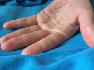 Cum on my hand SlowMo by HotwifeVenus <span class=duration>- 5 min</span>