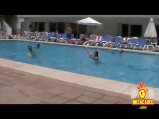 Locuras no una piscina pública 2º melacasco.com